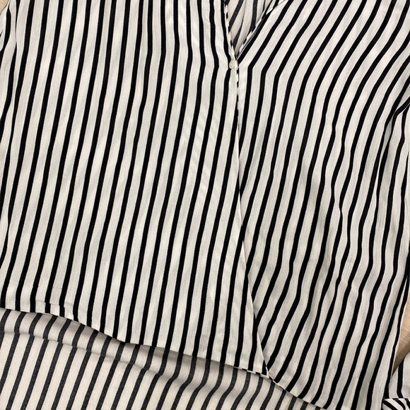 Zara TRF Stripped Blouse - XS - Picture 2 of 6